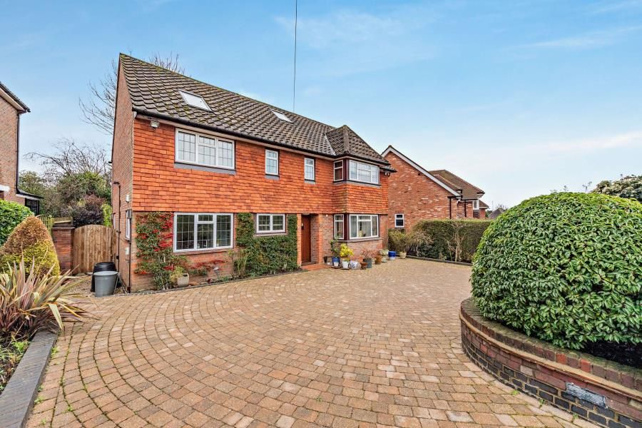 Property photo 1 of 9