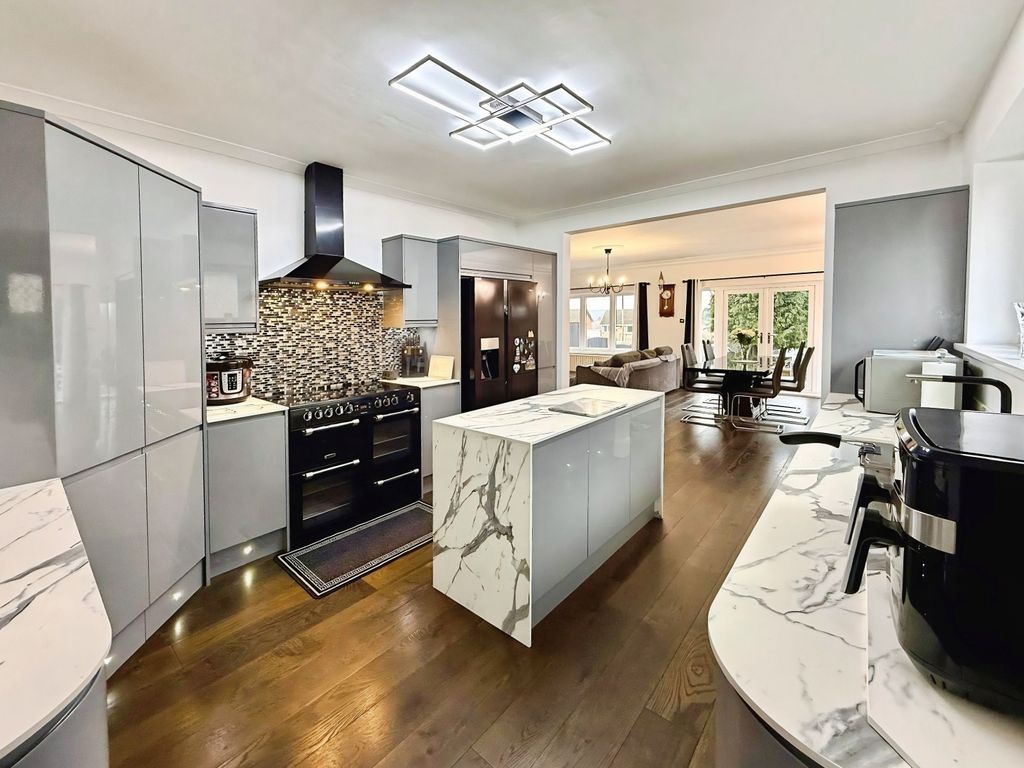 Property photo 3 of 19 66E36B78-Whatsapp 20Image 202026-02-03 20At 2012.3