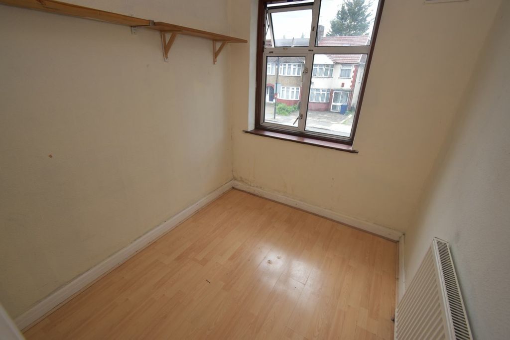 Property photo 2 of 9 Gallery