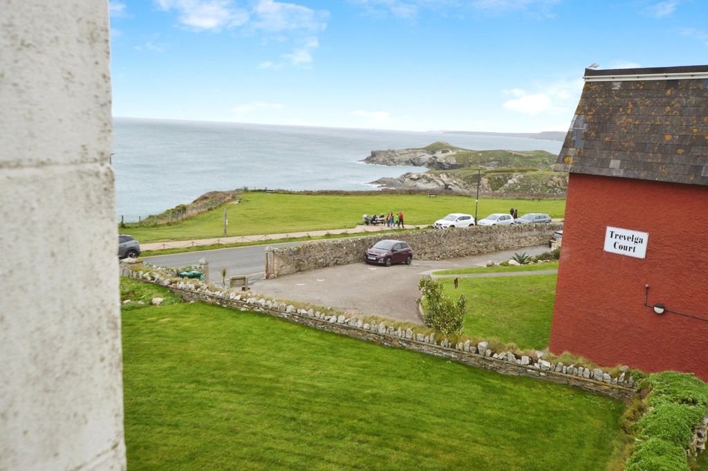 Property photo 2 of 10 Picture No. 03