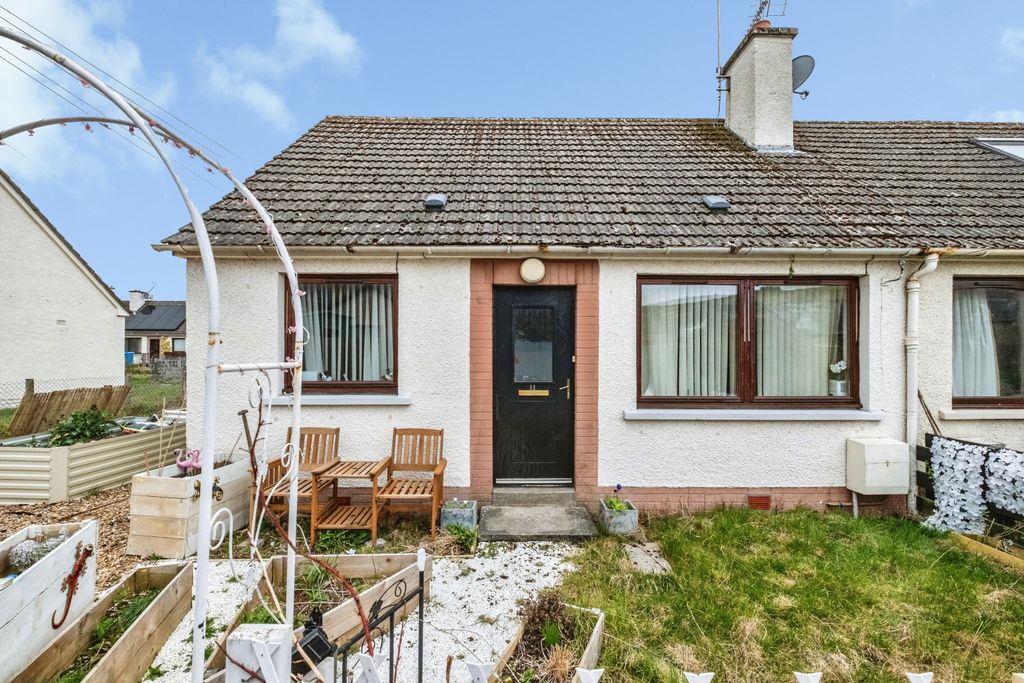 Property photo 1 of 15 Front