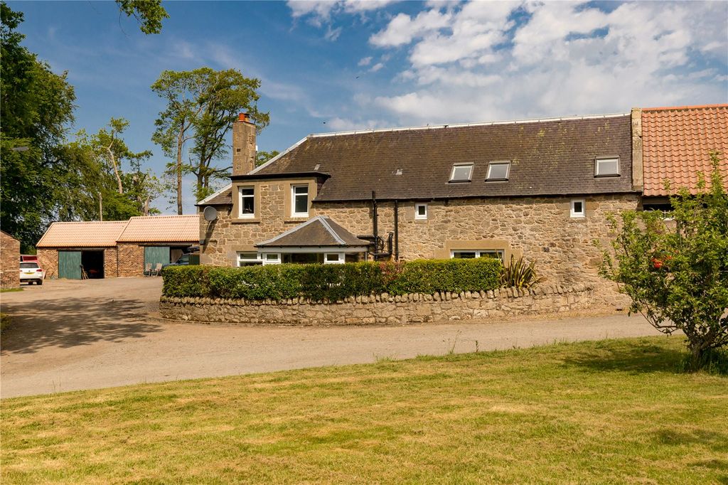 Property photo 2 of 58 Picture No. 06