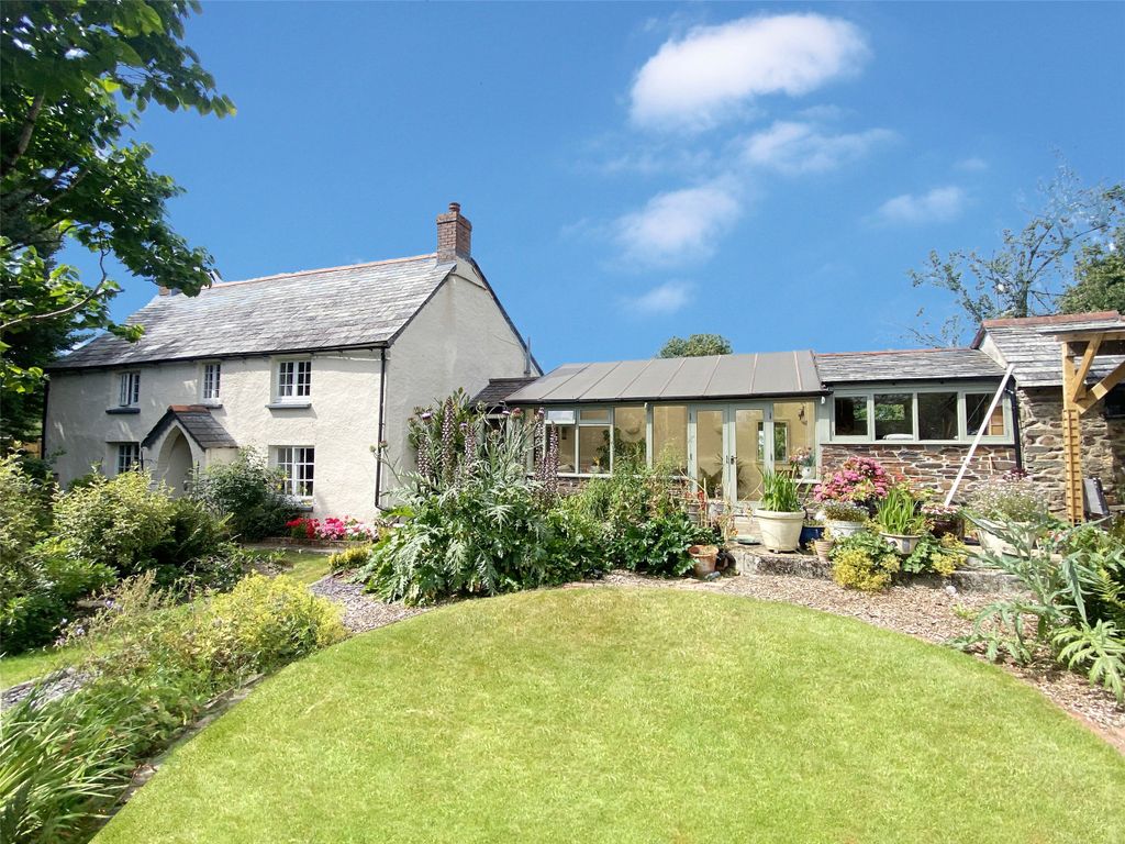 Property photo 1 of 18 Picture No. 01