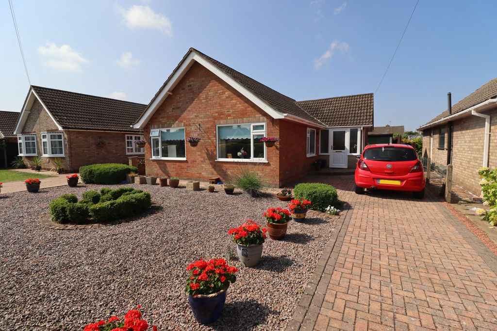 Property photo 1 of 12 Img_5979
