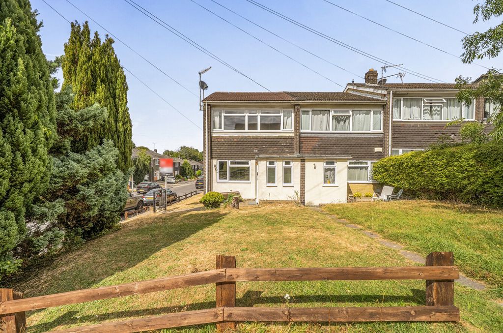 Property photo 1 of 20