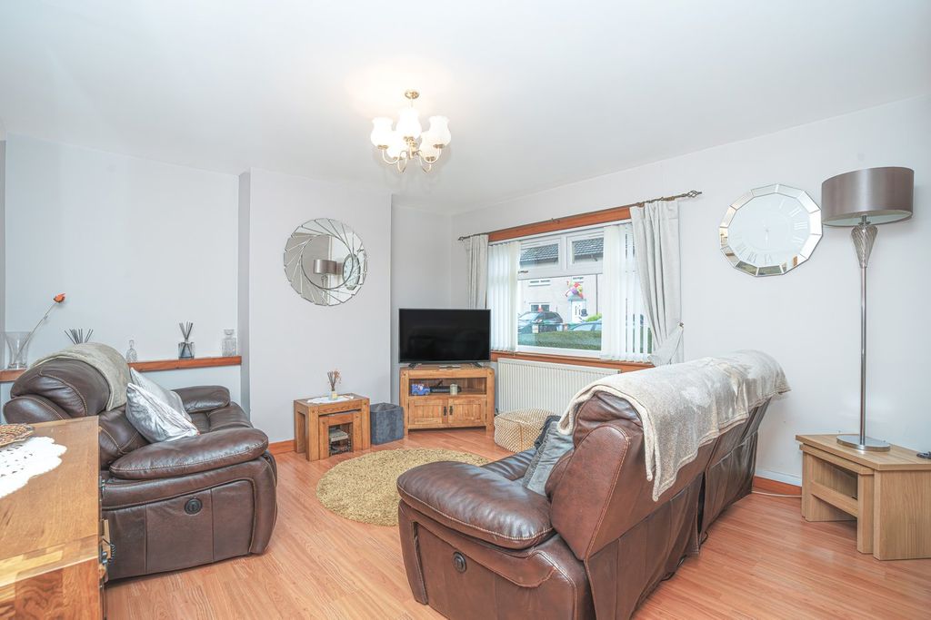 Property photo 2 of 30