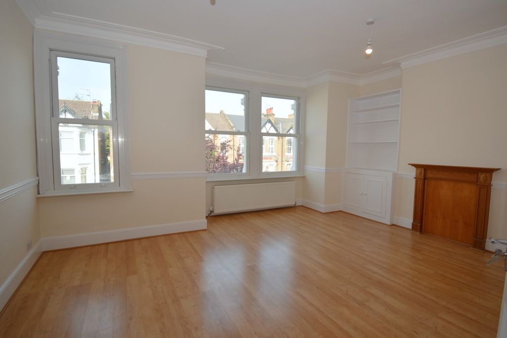 Property photo 2 of 13
