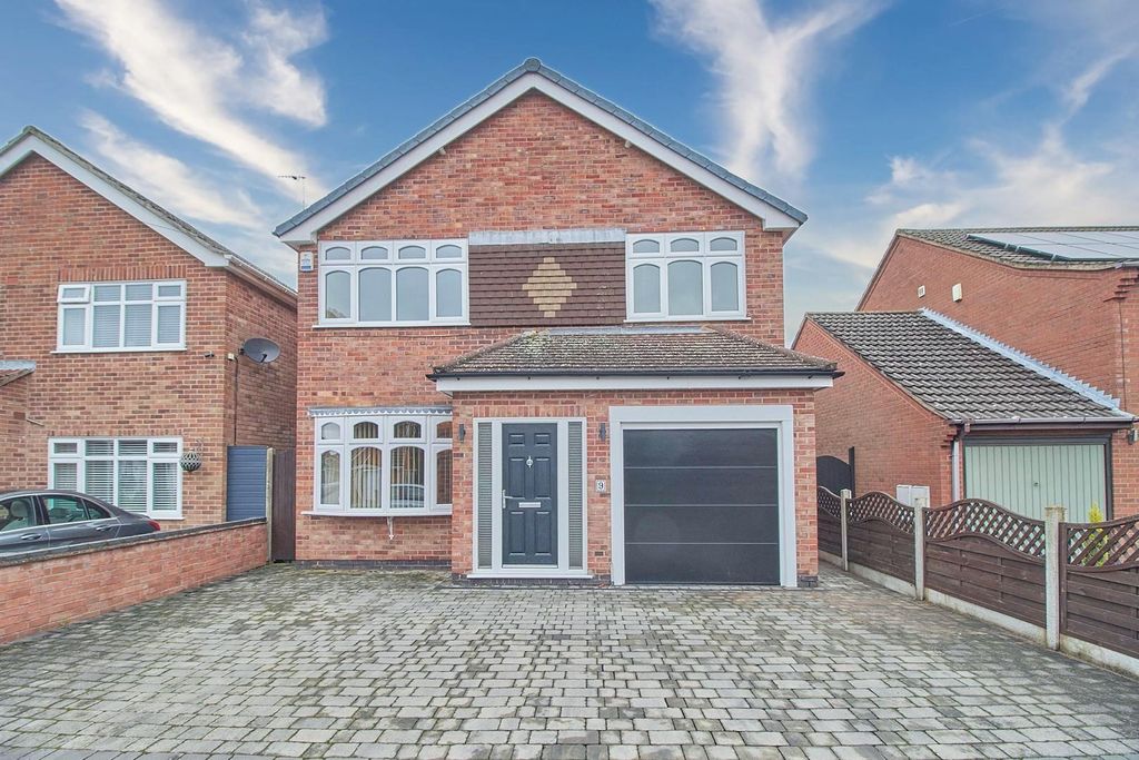 Property photo 1 of 13 Frontt.Jpg
