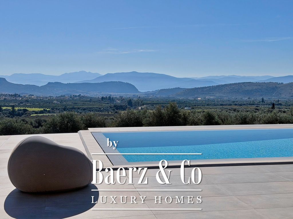 Property photo 2 of 25