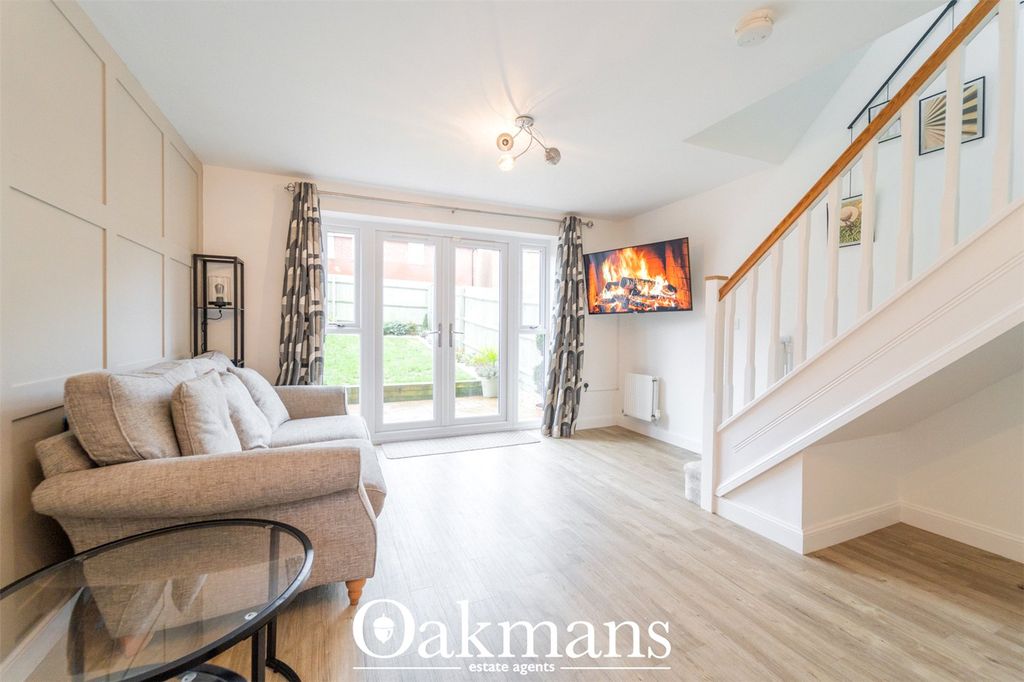 Property photo 2 of 18 Picture No. 15