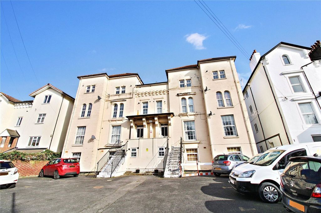 Property photo 1 of 5 Picture No. 05