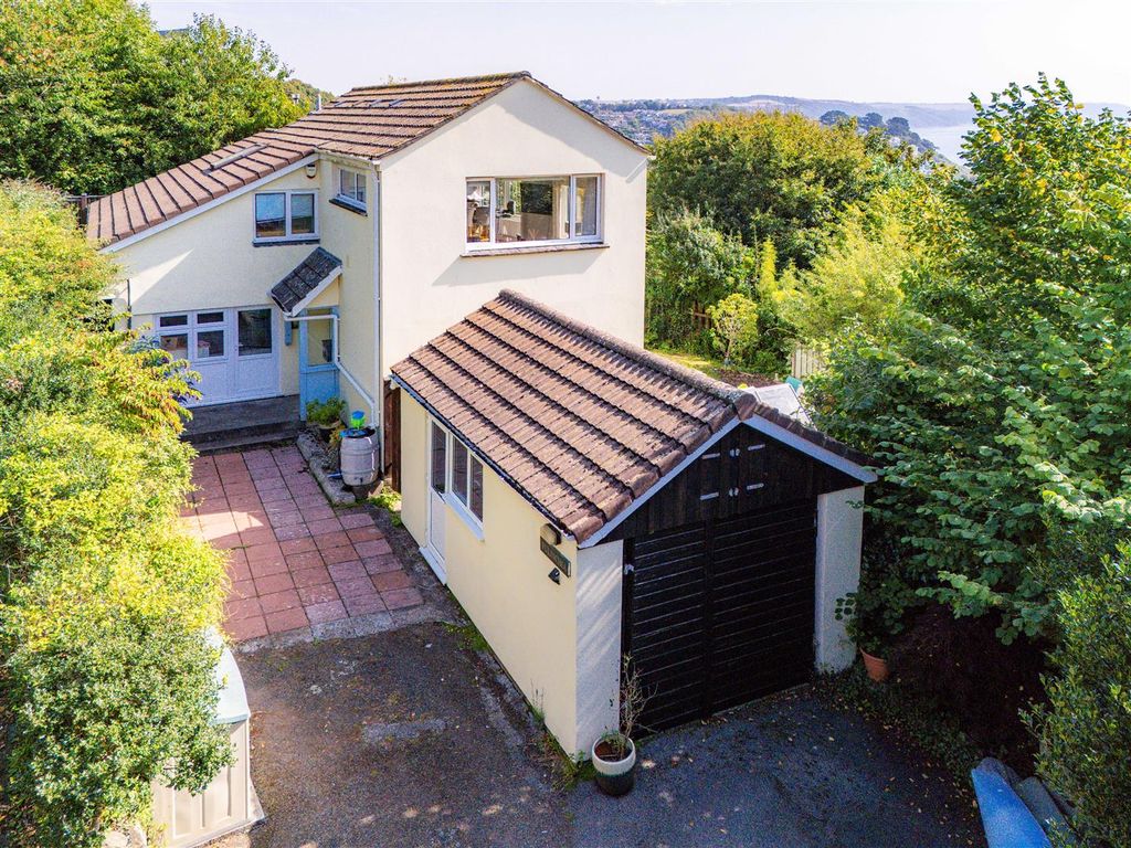 Property photo 2 of 25 Parry Fulinchia West Looe Outside-15.Jpg