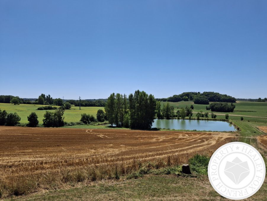 Property photo 2 of 19