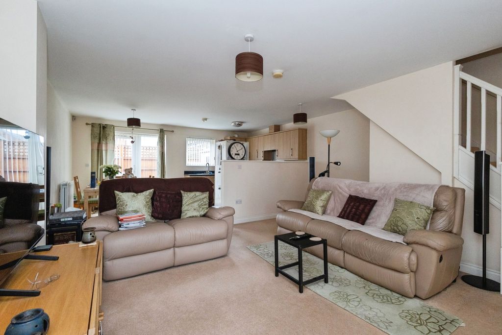 Property photo 2 of 23 Pbox-Img.Jpg