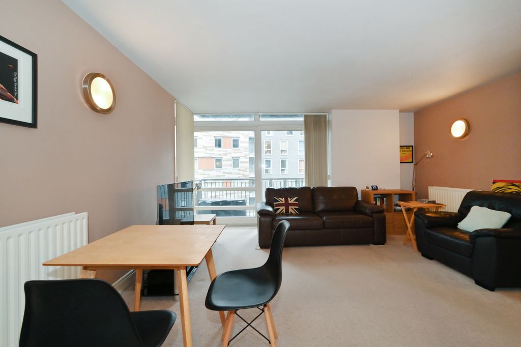 Property photo 3 of 9 Photo 3