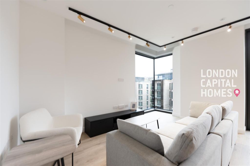 Property photo 2 of 14 Dsc_4850-Hdr.Jpg