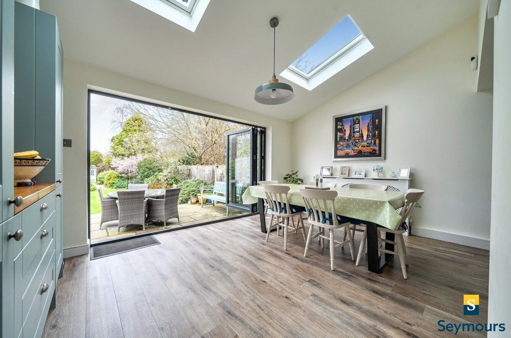 Property photo 2 of 23 Bi-Fold Doors