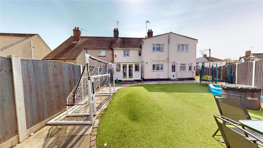 Property photo 3 of 18 Picture No. 03