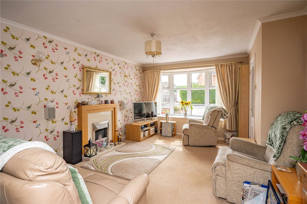 Property photo 3 of 25 Picture No. 18