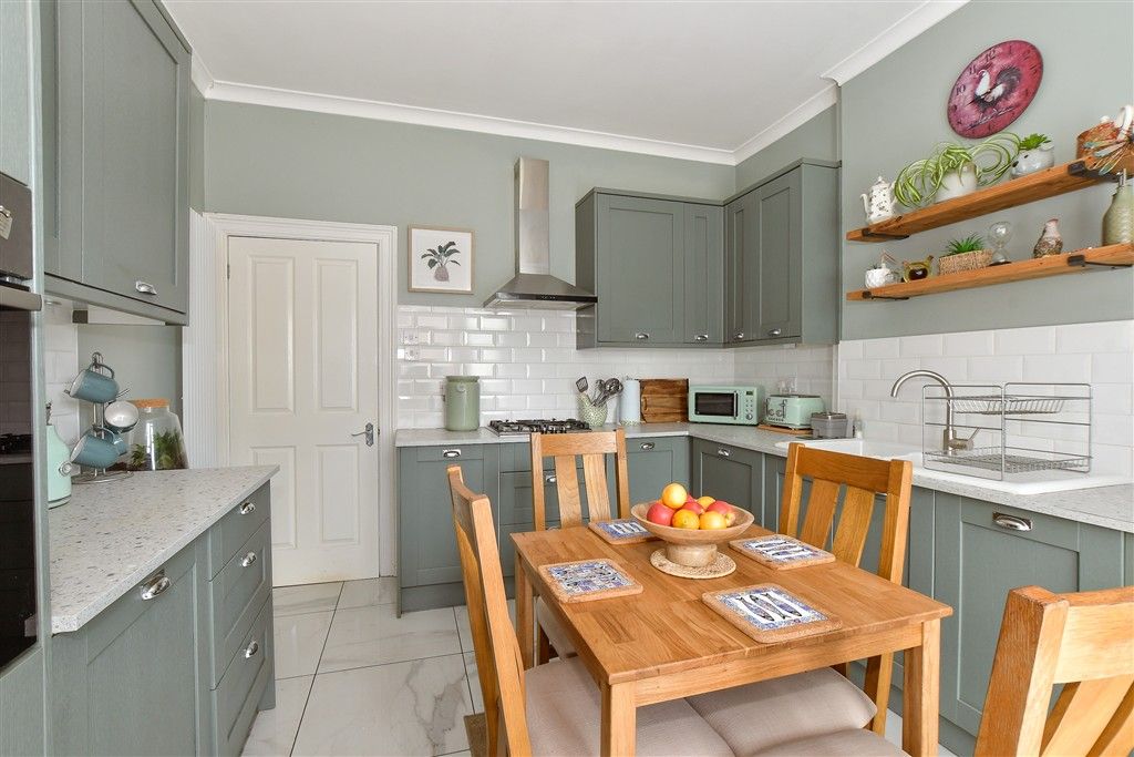 Property photo 3 of 13 Kitchen/ Dining Room