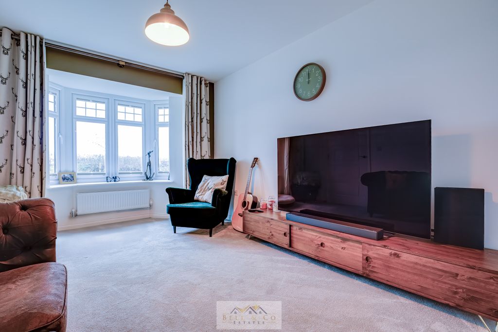 Property photo 3 of 30 Lounge 1.1