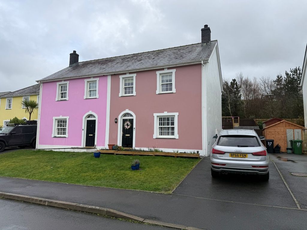 Property photo 1 of 30