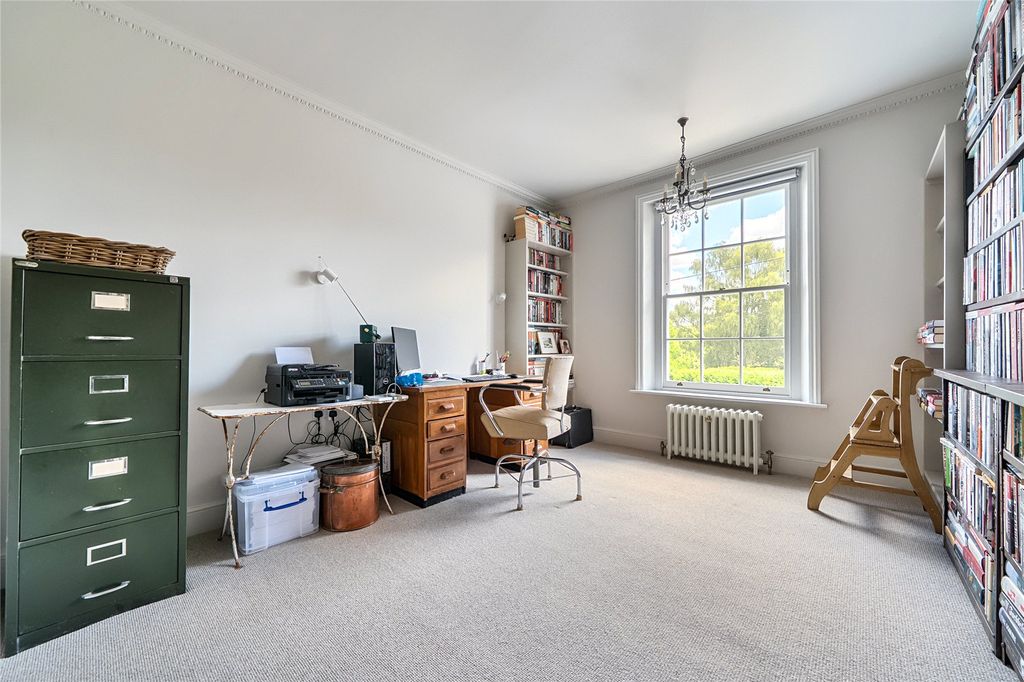 Additional image 15 of 4 bed flat for saleHigh Street, Headley, Hampshire GU35