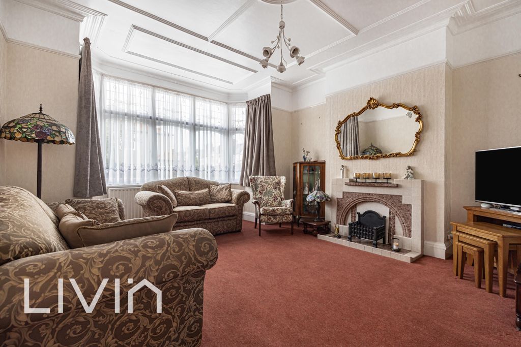 Property photo 2 of 24 025A7675