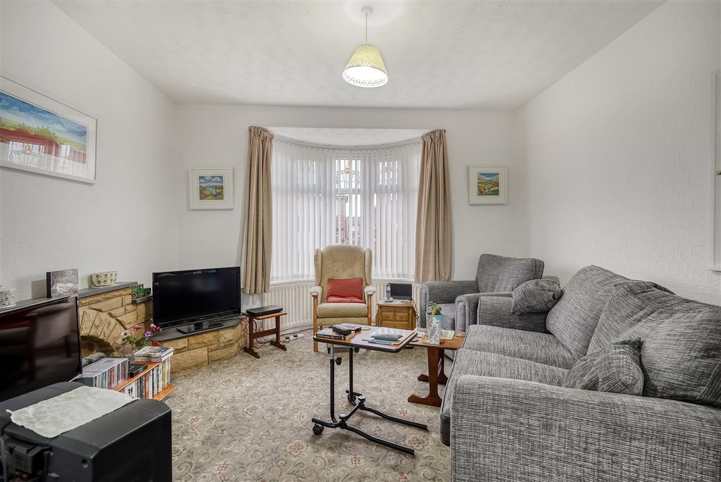 Property photo 2 of 19 Dsc00125.Jpg