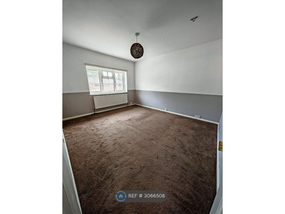 Property photo 2 of 3