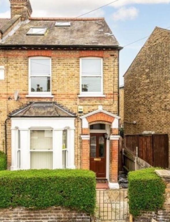 Property photo 1 of 7