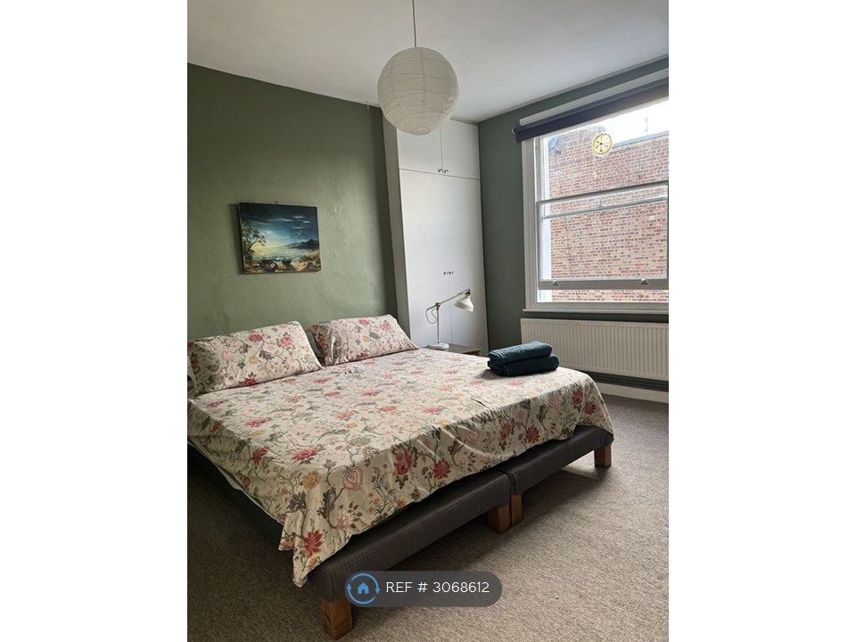 Property photo 1 of 14 Double Bedroom