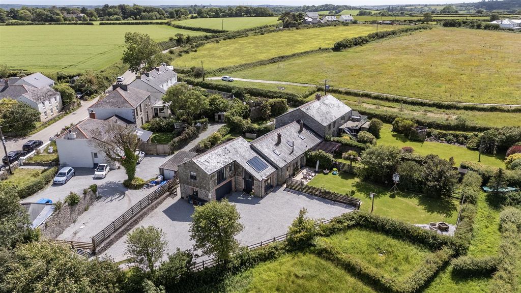 Property photo 1 of 24