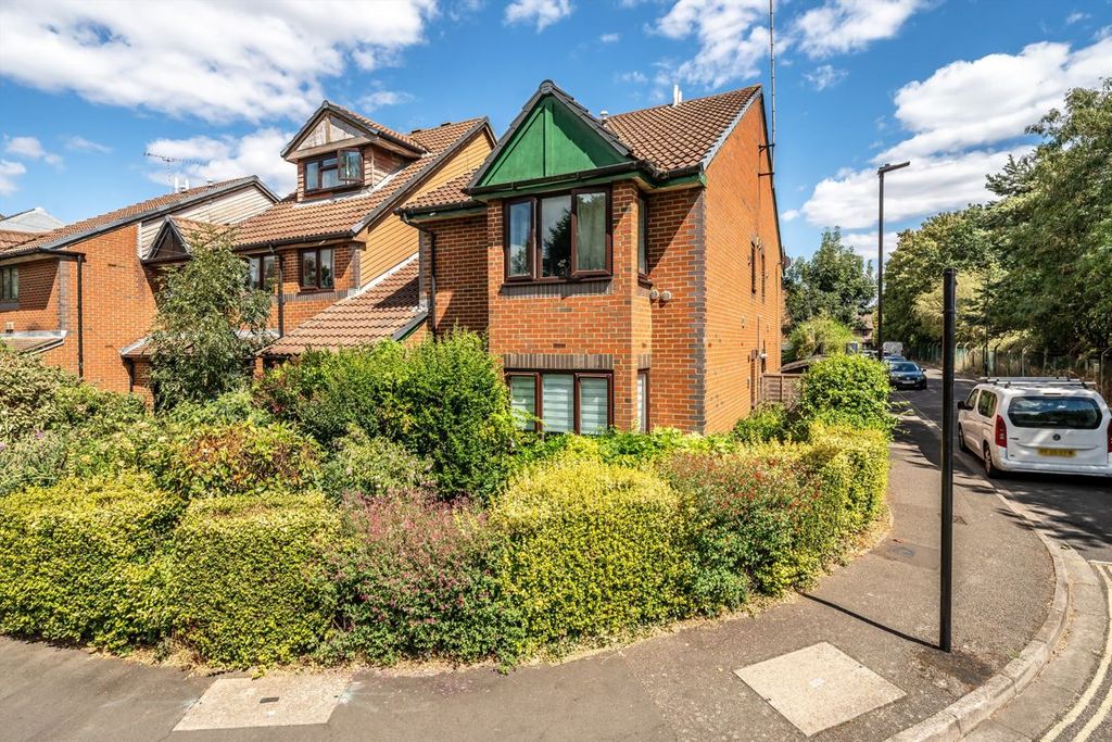 Property photo 1 of 6