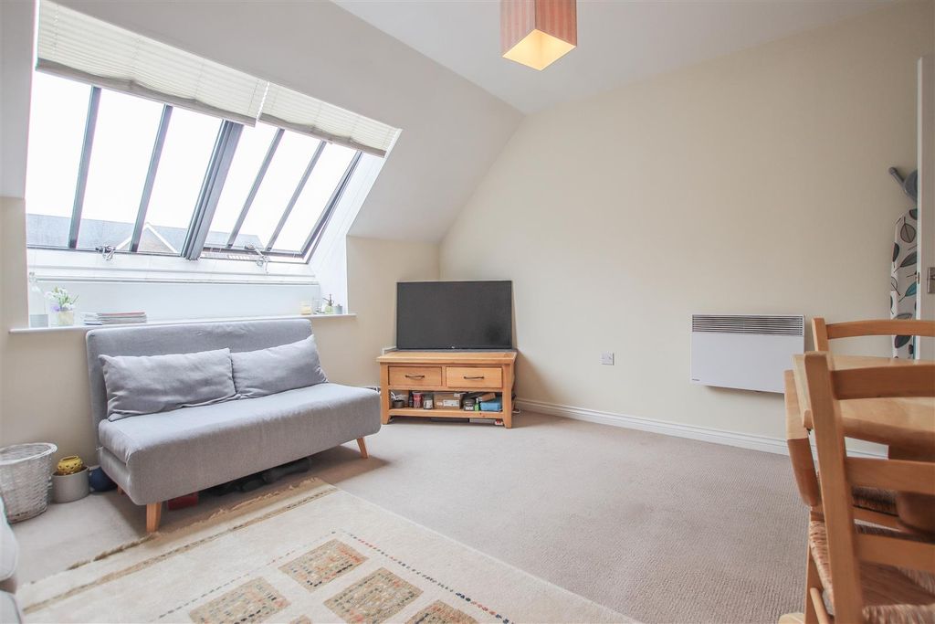 Property photo 3 of 16 Img_1428.Jpg