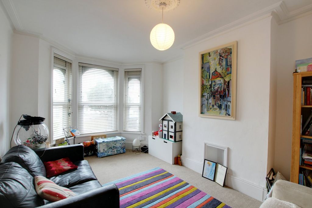 Property photo 2 of 10 Picture No. 07