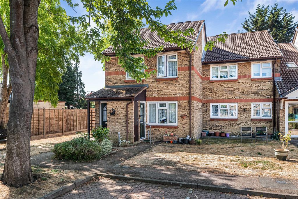 Property photo 1 of 16