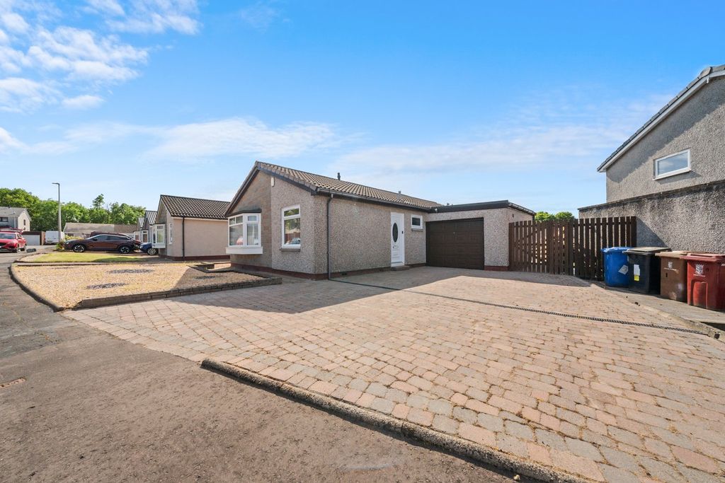 Property photo 1 of 24