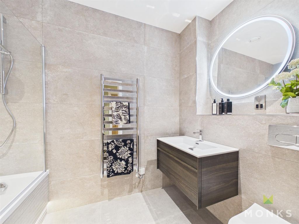 Additional image 18 of 2 bed flat for saleThe Penthouse, Old Coleham Court, Shrewsbury SY3