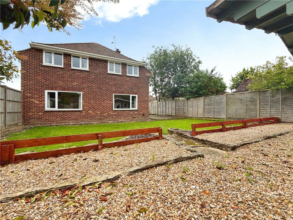Property photo 2 of 17 Picture No. 27