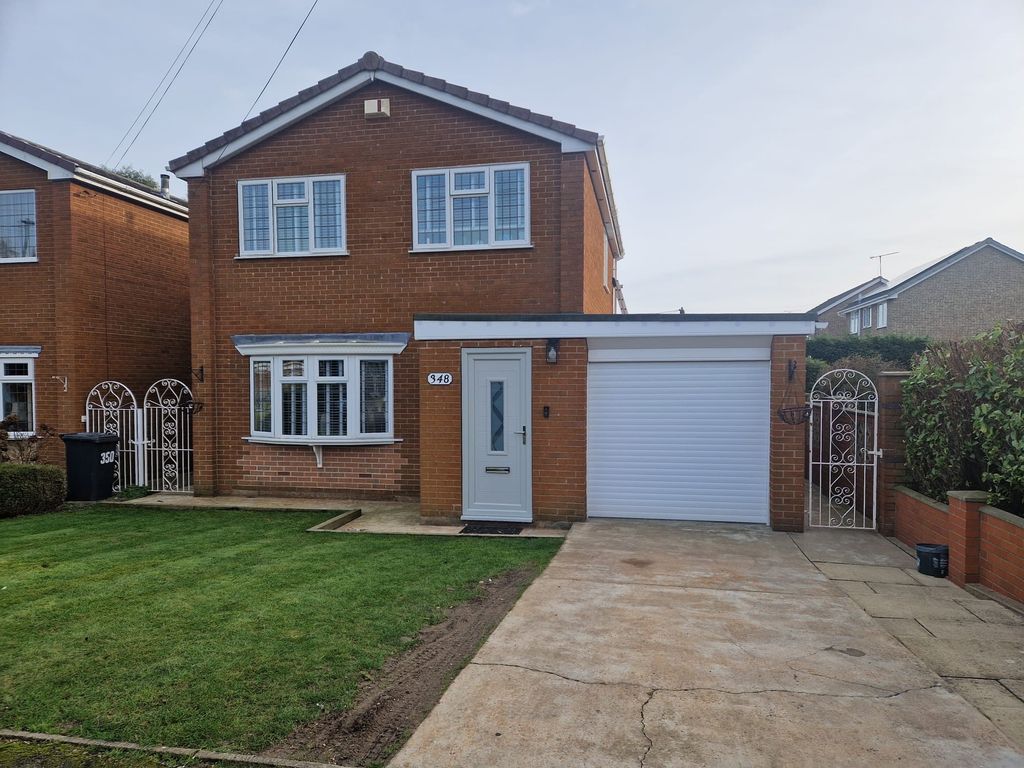 Property photo 1 of 16 Exterior