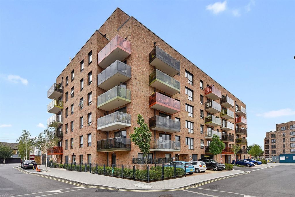 Property photo 1 of 20 1