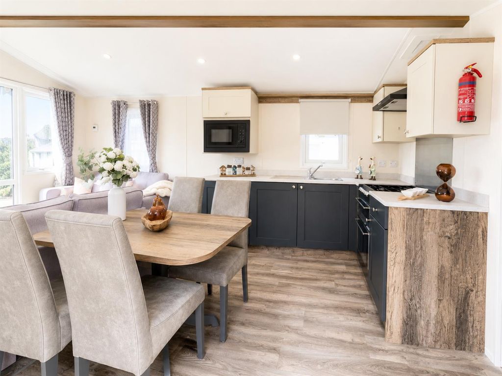 Property photo 3 of 15 Pegwell Dining.Png