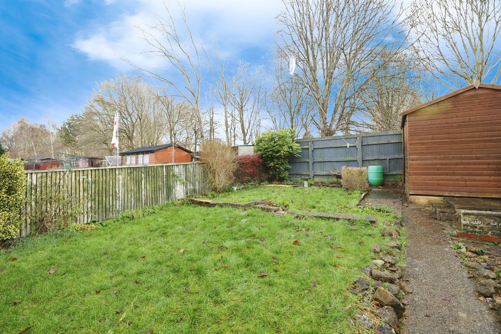 Property photo 3 of 13