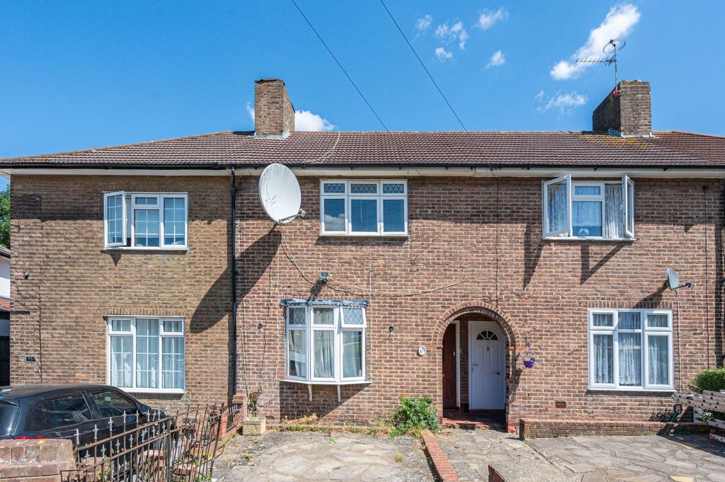 Property photo 1 of 11