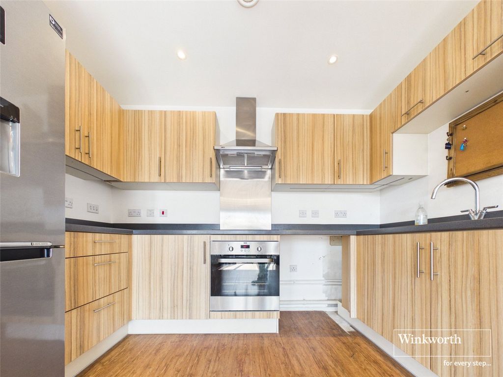 Property photo 3 of 19 Picture No. 09