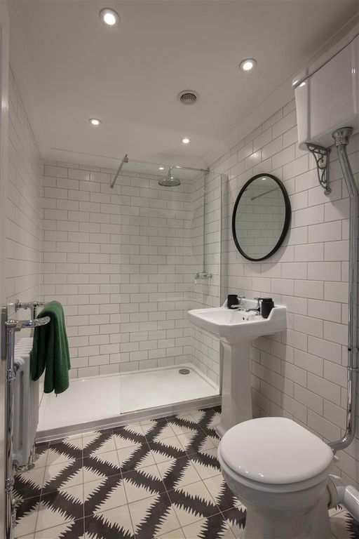 Additional image 7 of 2 bed flat for salePittville Lawn, Cheltenham GL52