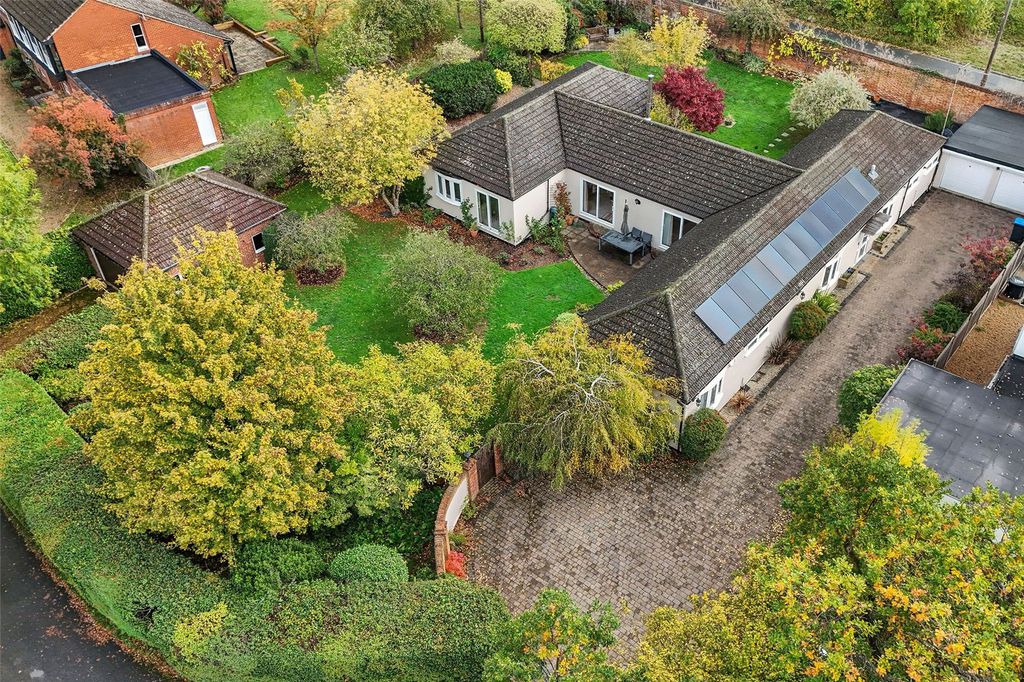 Property photo 1 of 22 Picture No. 02