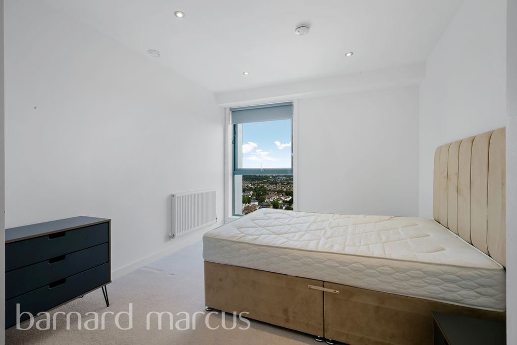 Property photo 2 of 16 Image