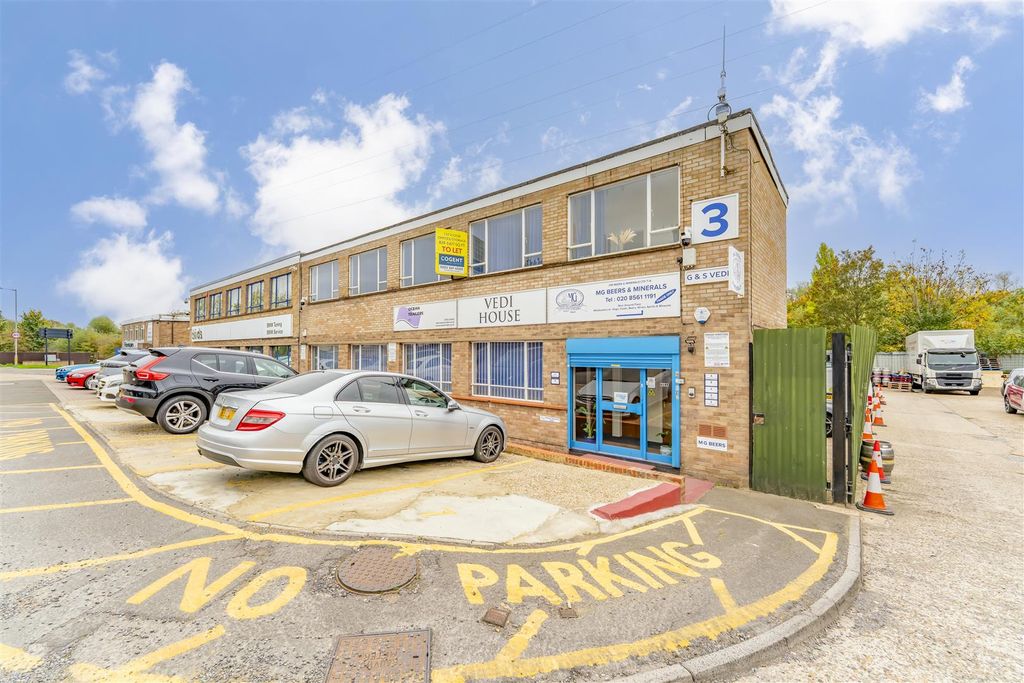 Property photo 1 of 12 Externals1.Jpg